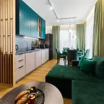 Concrete 4*