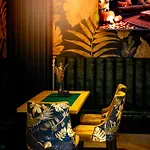 Concrete Apartahotel 4*