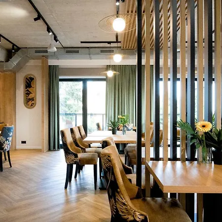 Aparthotel Green Concrete - Eko-Bus Na Plaze, Rowery I Masaze Aparthotel *