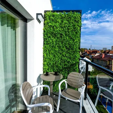 Aparthotel Green Concrete - Eko-Bus Na Plaze, Rowery I Masaze Aparthotel