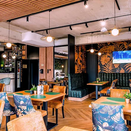 Aparthotel Green Concrete - Eko-Bus Na Plaze, Rowery I Masaze Swinoujscie
