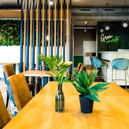 Aparthotel Green Concrete - Eko-Bus Na Plaze, Rowery I Masaze *
