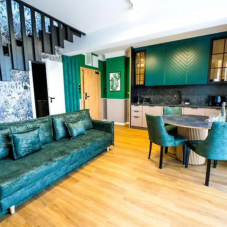 Aparthotel Green Concrete - Eko-Bus Na Plaze, Rowery I Masaze Lägenhetshotell *