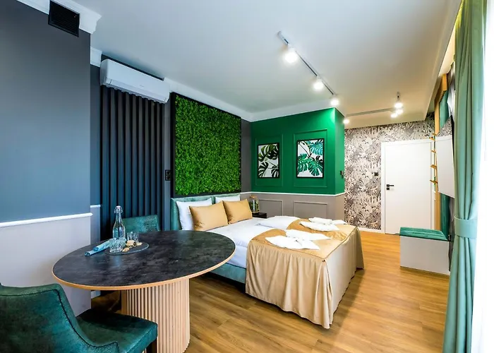 מלון דירות Concrete 4*