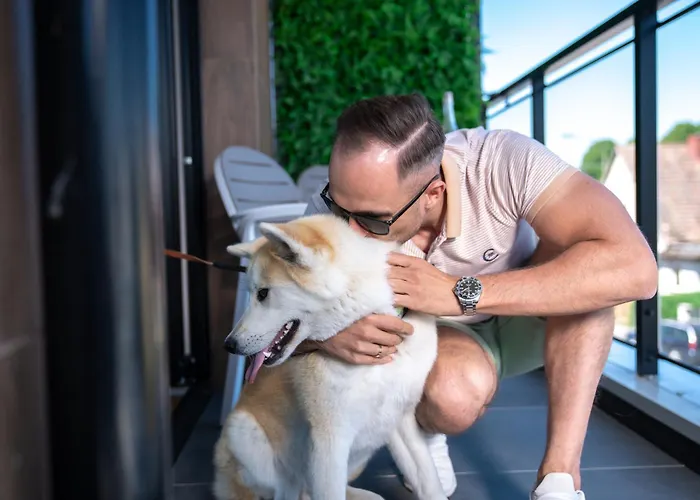 Concrete מלון דירות 4*